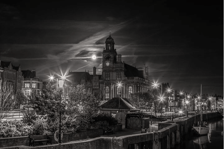 Yarmouth at night